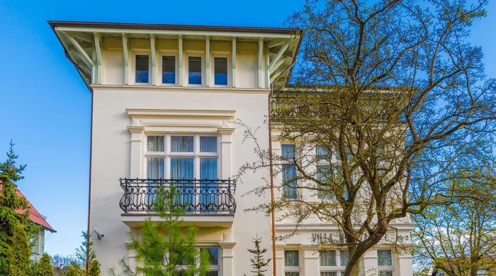 مينززدرويه Villa Modiva المظهر الخارجي الصورة